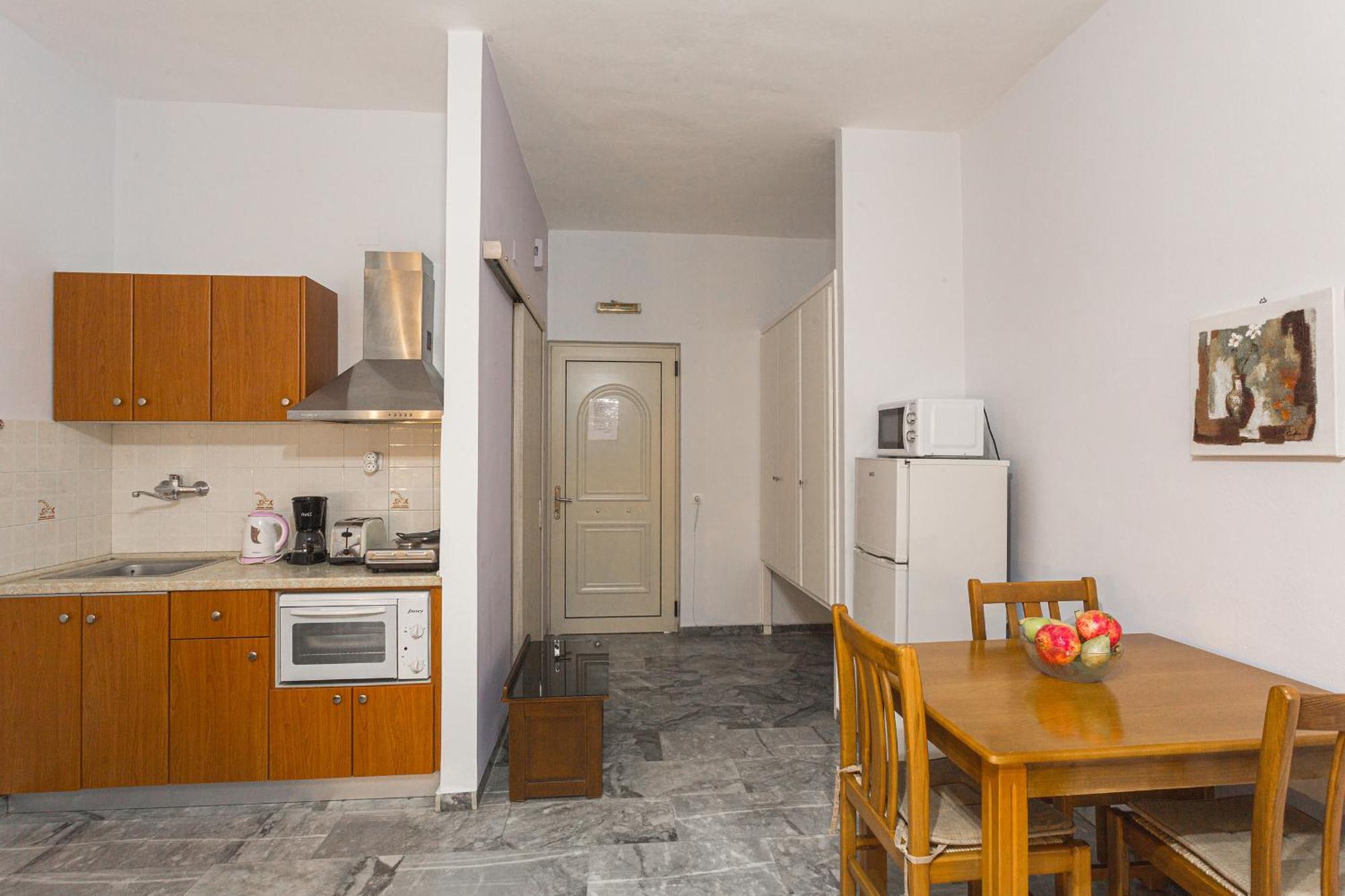 Remvi Hotel - Apartments Stoúpa Eksteriør bilde